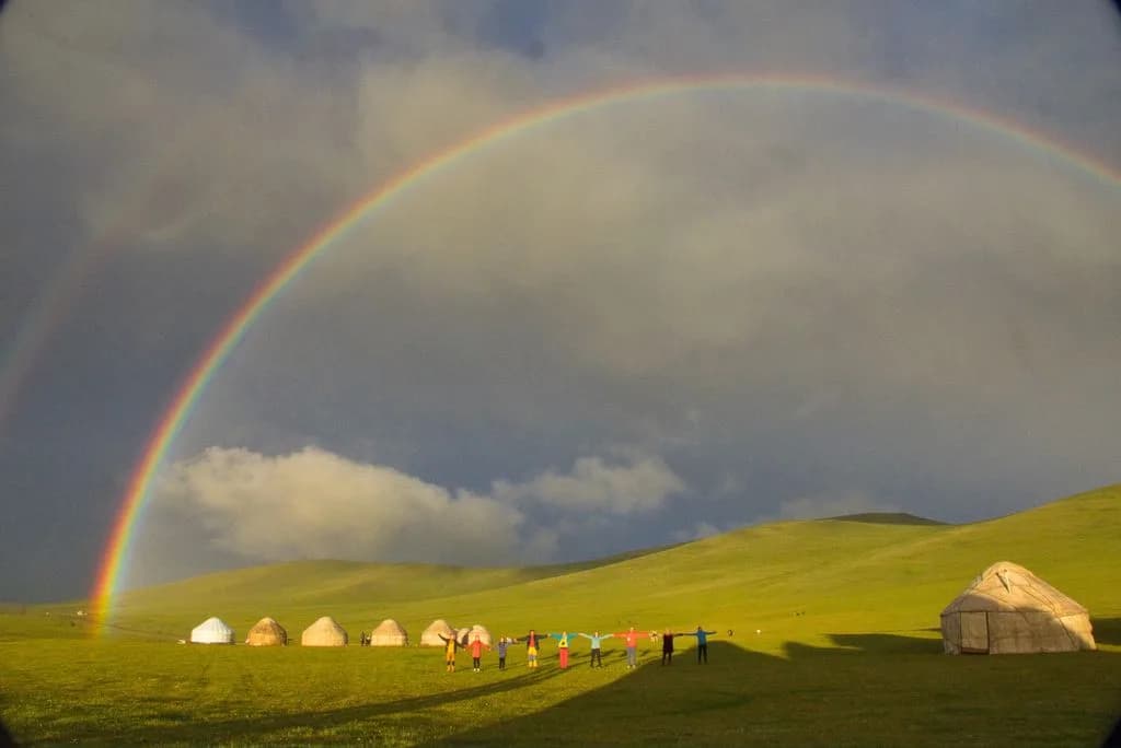 uploads 2020 12 Kirgistan Regenbogen